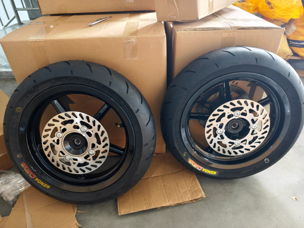 Tuttio/Yozma 12 in Supermoto Wheel set