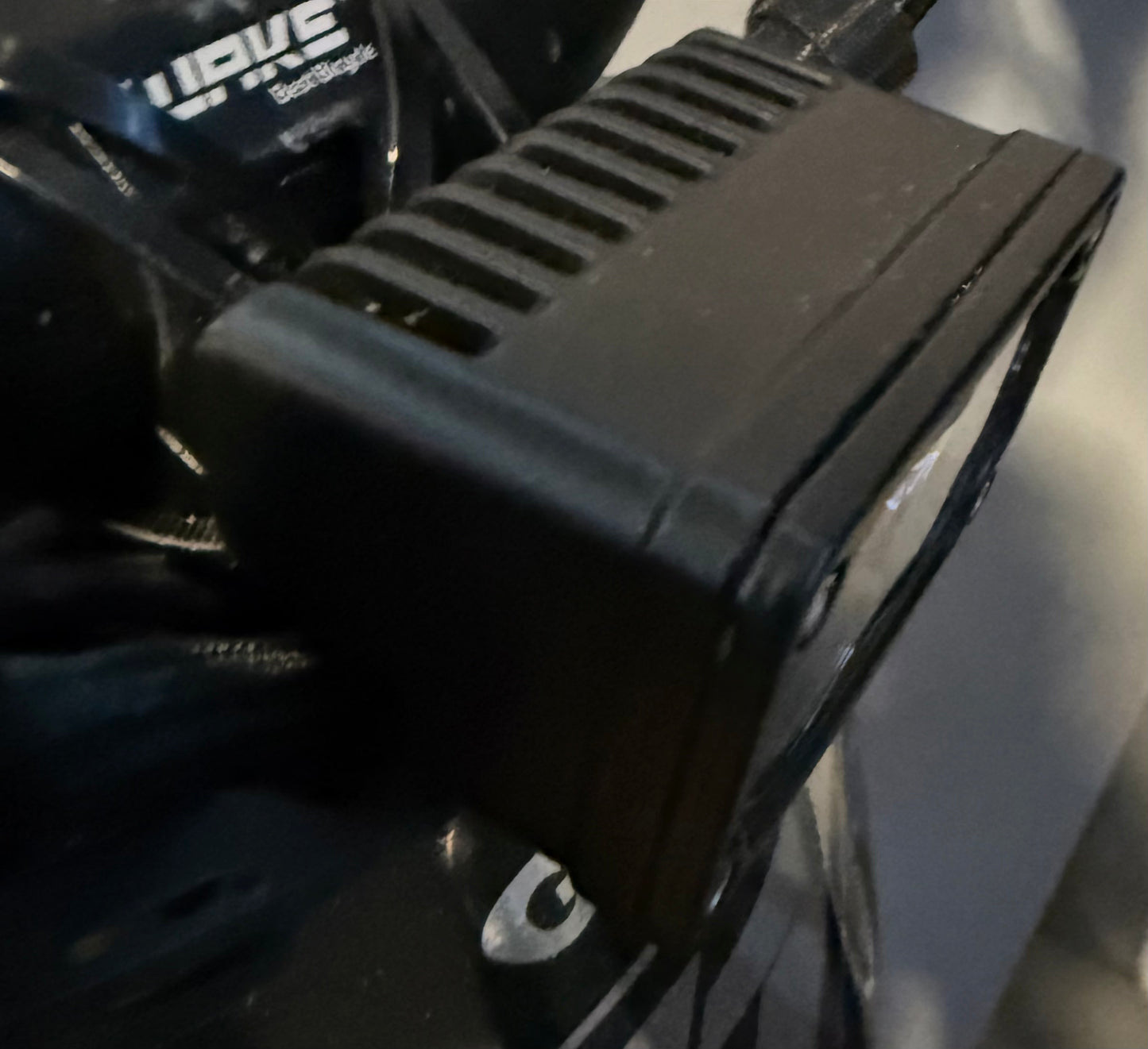 Battery powered Baja light
