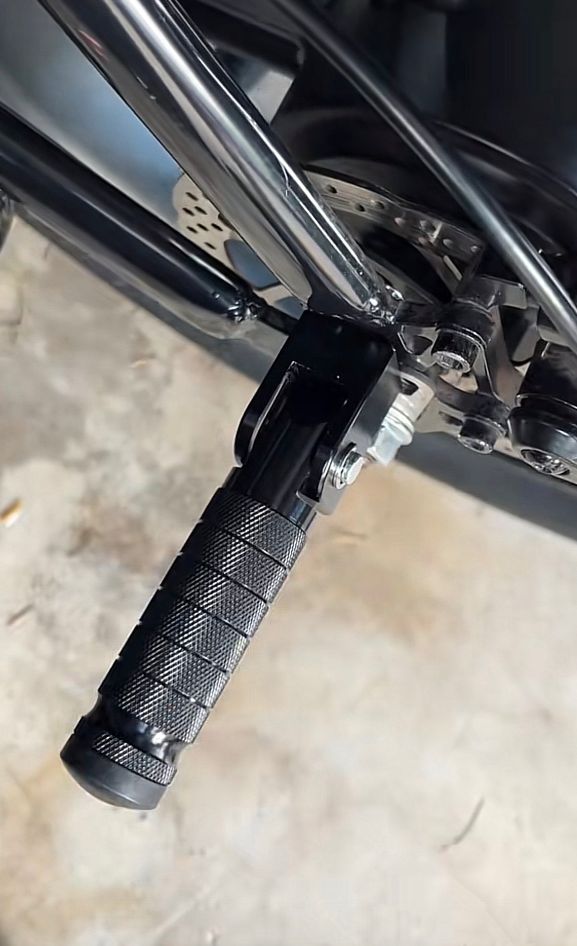 Ebike rear pegs