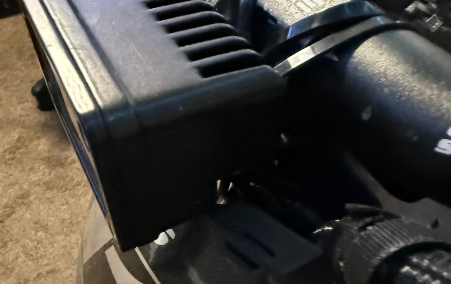 Battery powered Baja light